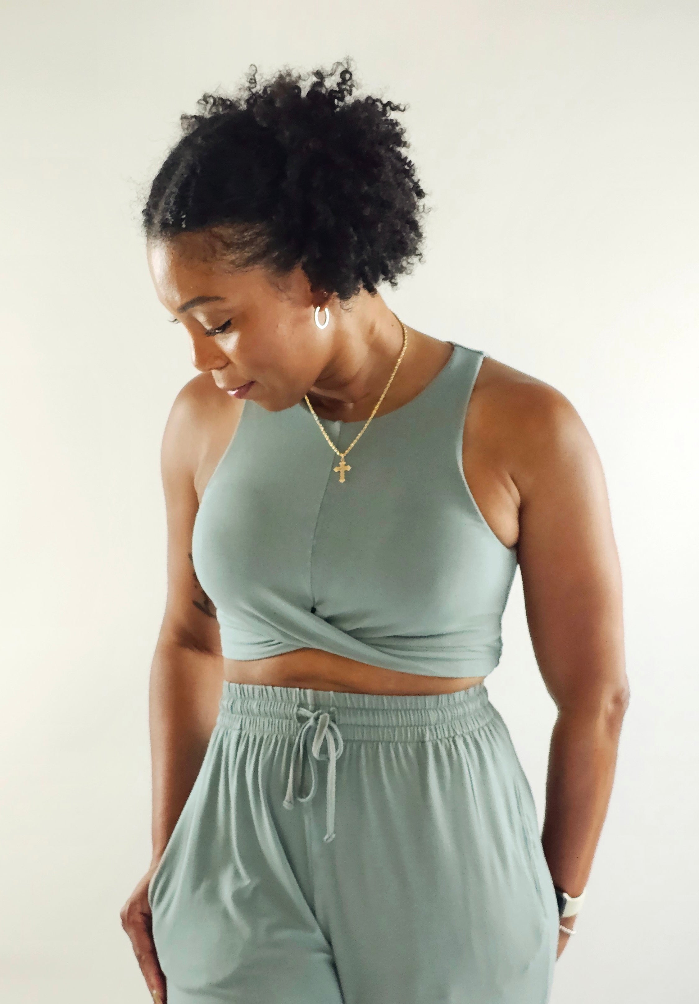 Bamboo Athletic Crop Tank - 3Five2 The Label